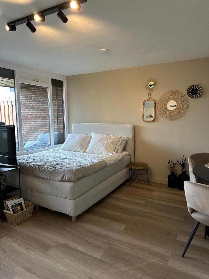 Ferienwohnung Studio Aan De Maas Zwijndrecht Exterior foto