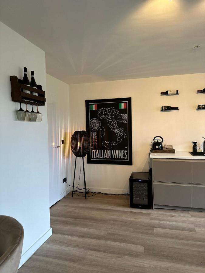Ferienwohnung Studio Aan De Maas Zwijndrecht Exterior foto